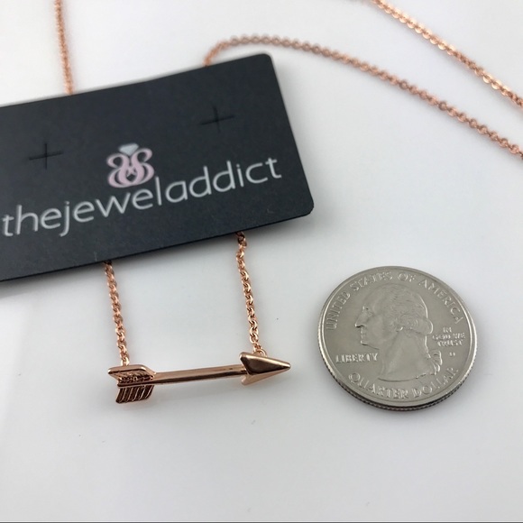 Rose gold plated arrow necklace - Picture 6 of 6